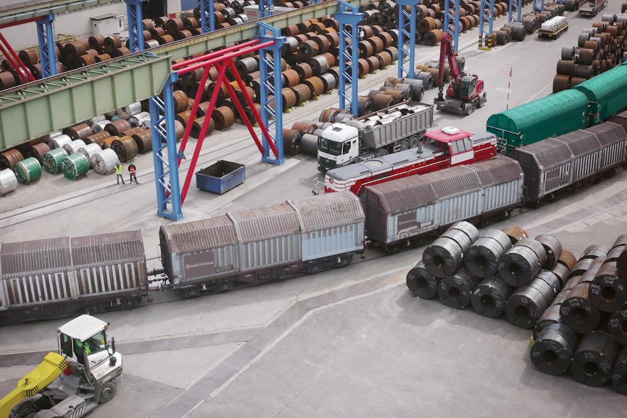 marcegaglia-ravenna-carico-treni